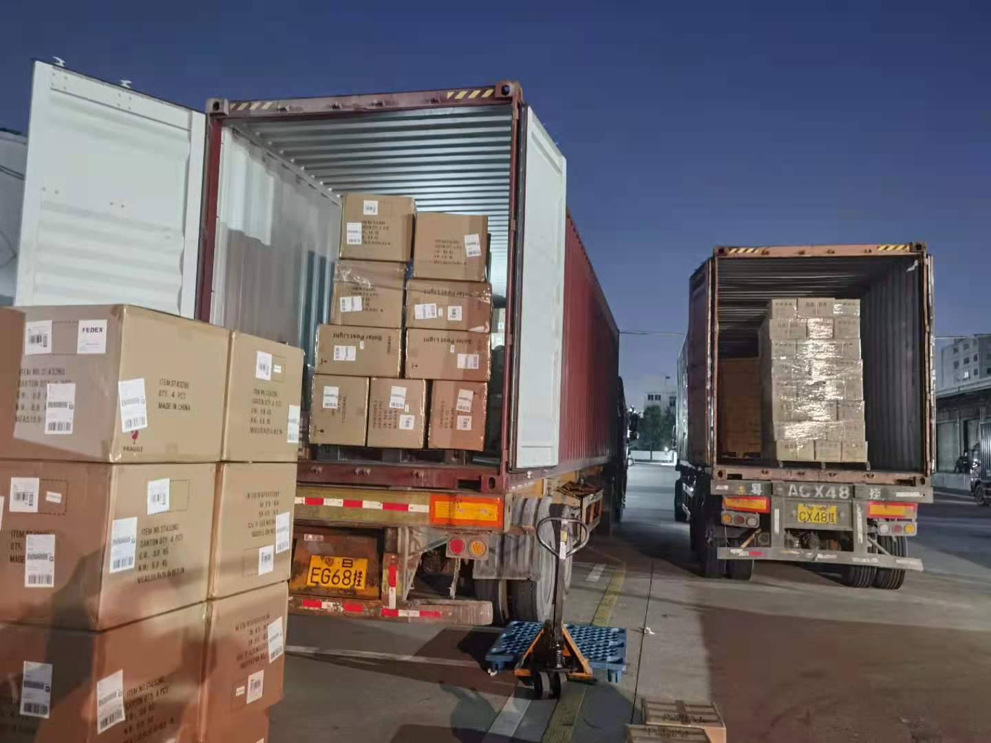 南沙保稅區(qū)到香港噸車中港運(yùn)輸